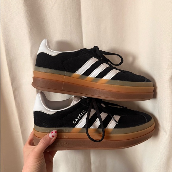 Adidas Gazelle Women's Black Sneakers - Picture 2 of 2